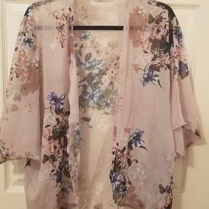 NEW Floral cardigan